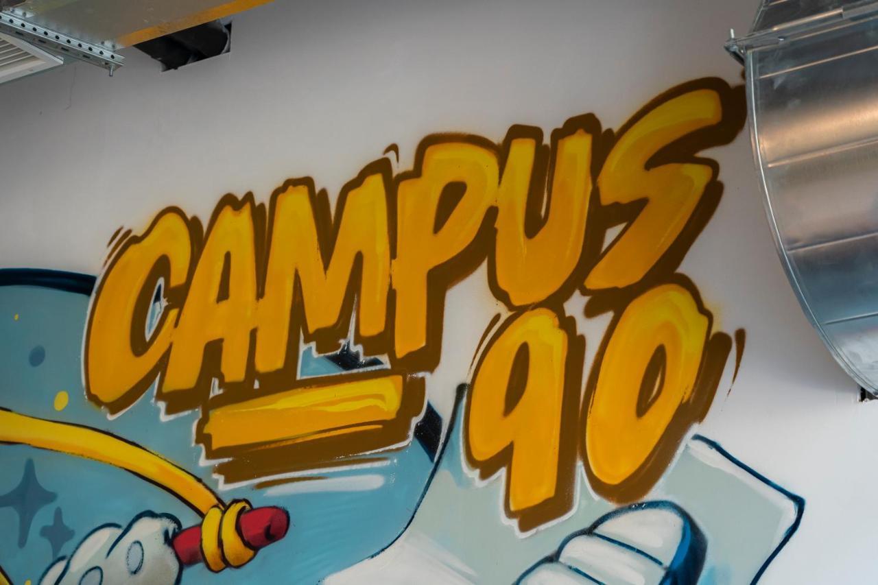 Hotel Campus 90 - Free Parking 瓦爾納 外观 照片