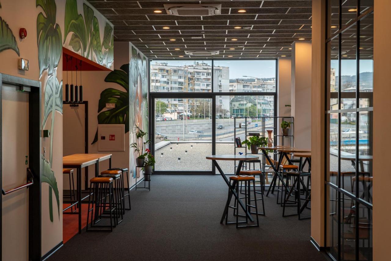 Hotel Campus 90 - Free Parking 瓦爾納 外观 照片
